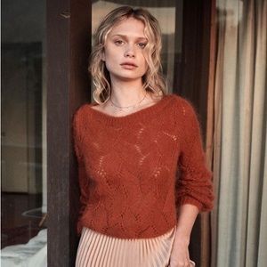 SEZANE orange sweater size small